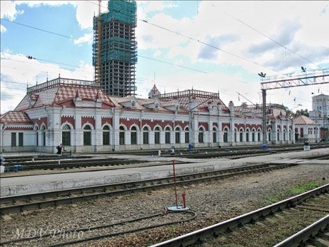 Железнодорожный вокзал Екатеринбург